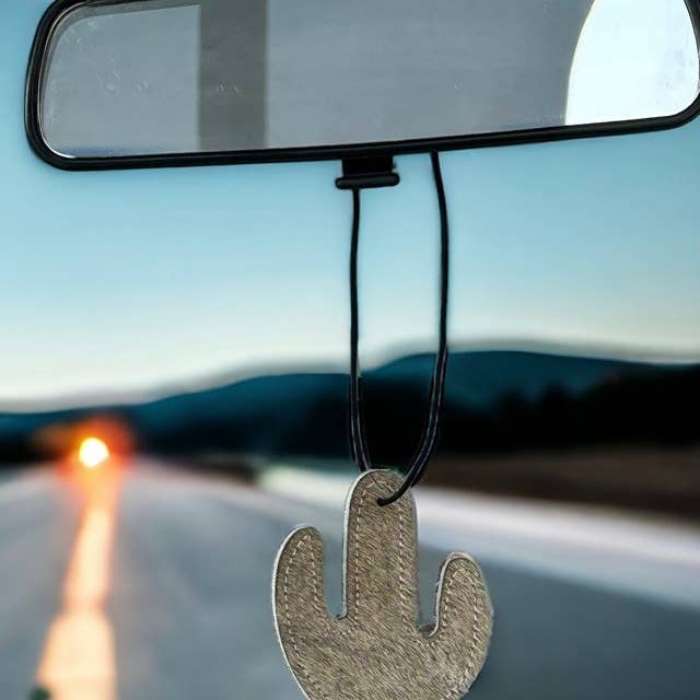 reSCENTit ~ Red Dirt Leather - Wholesale Car Freshener - Unisex - 2P-HAIR ON HIDE reSCENTable CHARMS 4