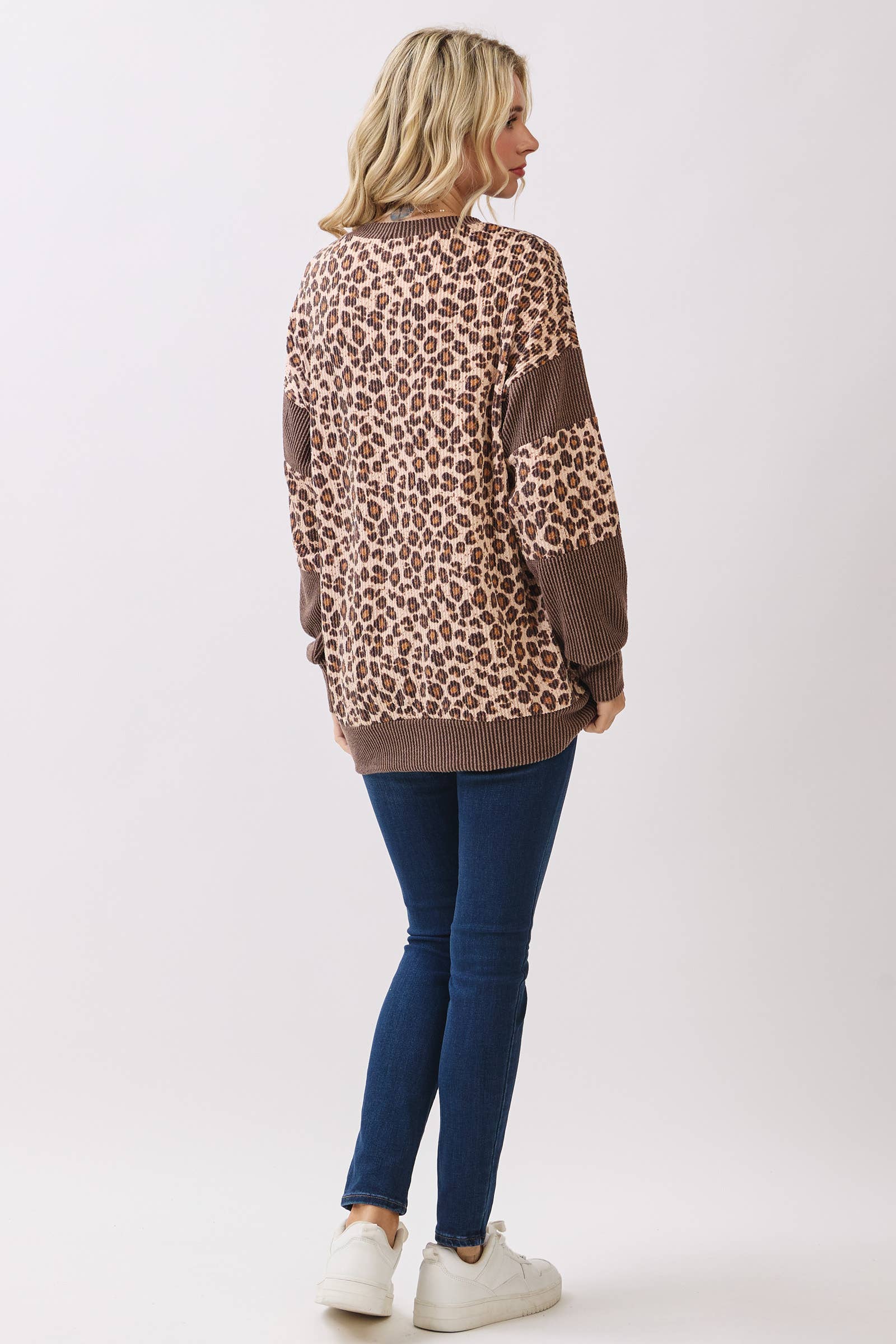 7th Ray - Wholesale Sweatshirt - Women's - Leopard print drop shoulder pullover sweatshirt T61167