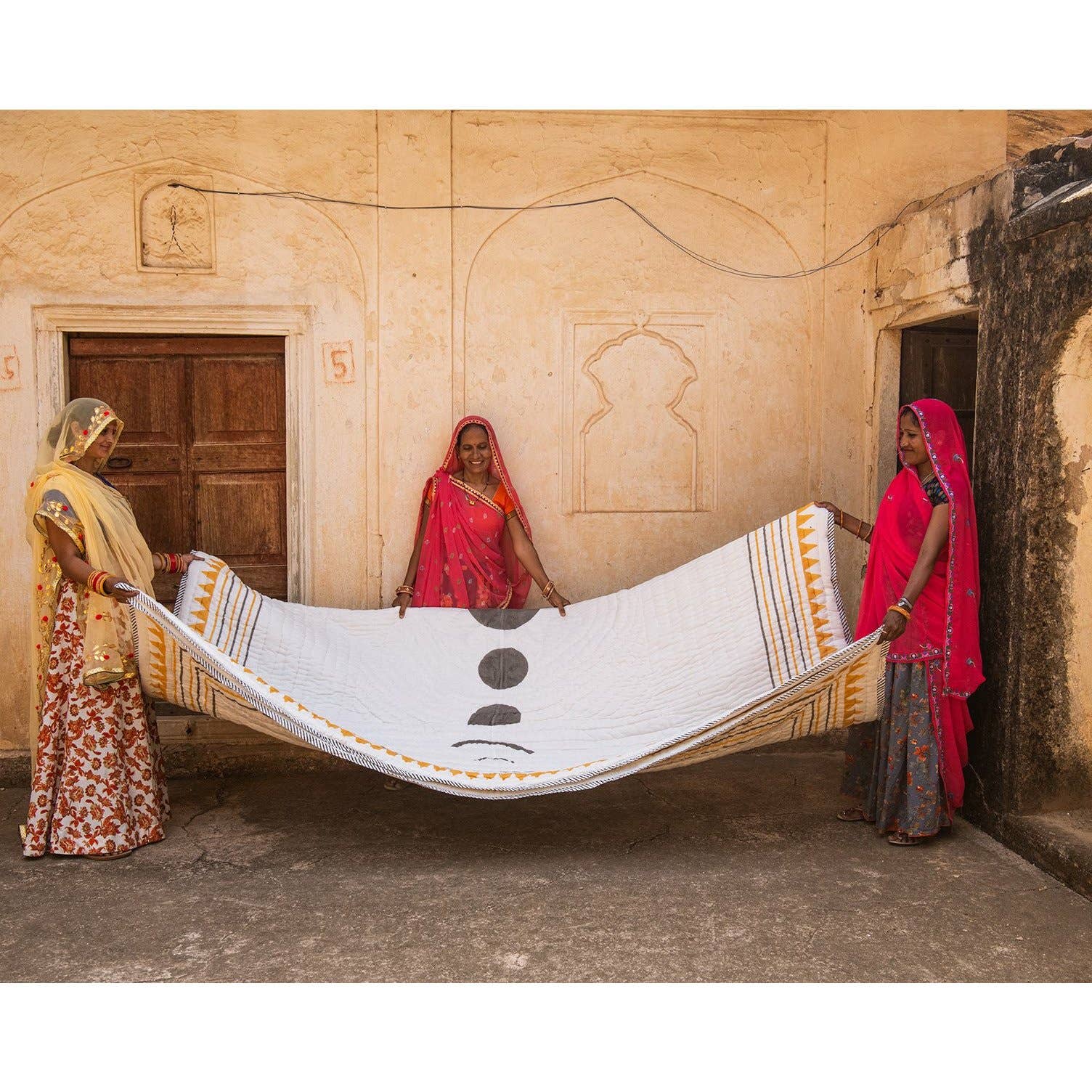 CQC LA - Wholesale Quilt - New Moon Quilt0