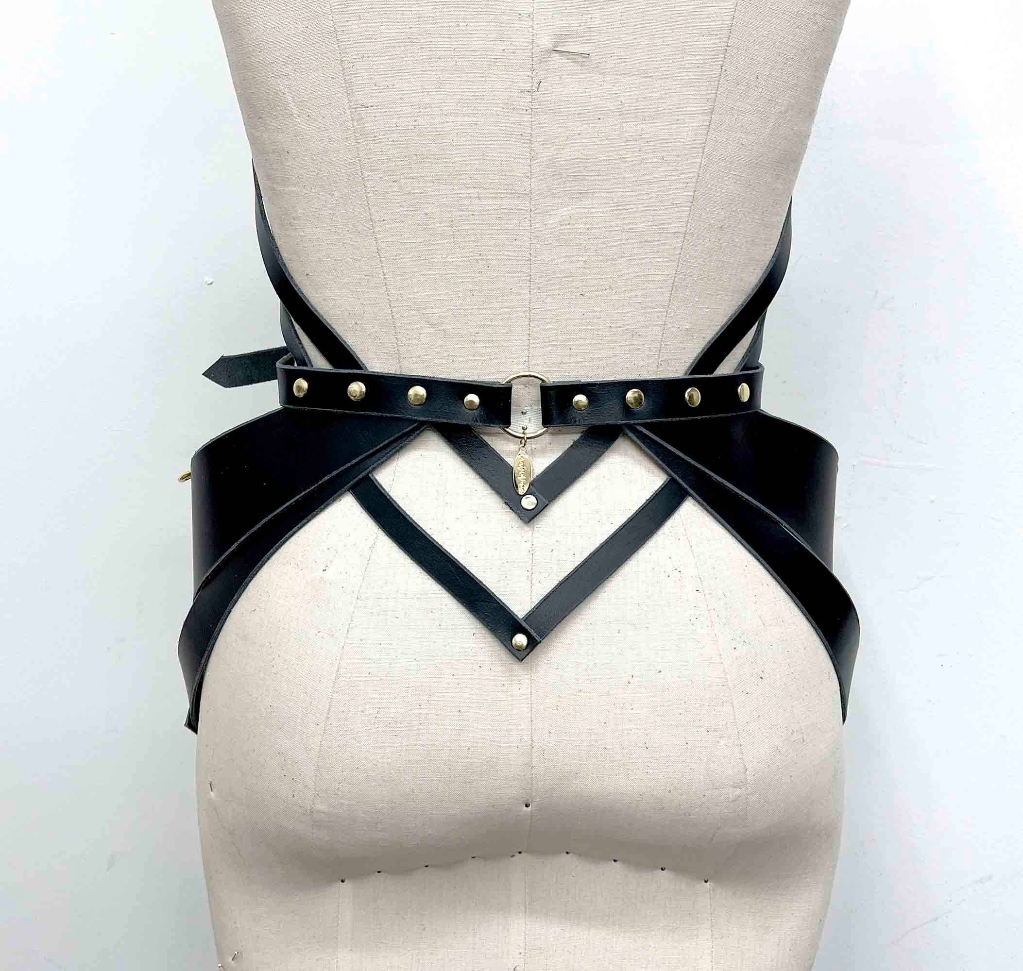 Love Lorn Lingerie - Wholesale Belt - Women's - Hecate Black Leather Peplum Belt3