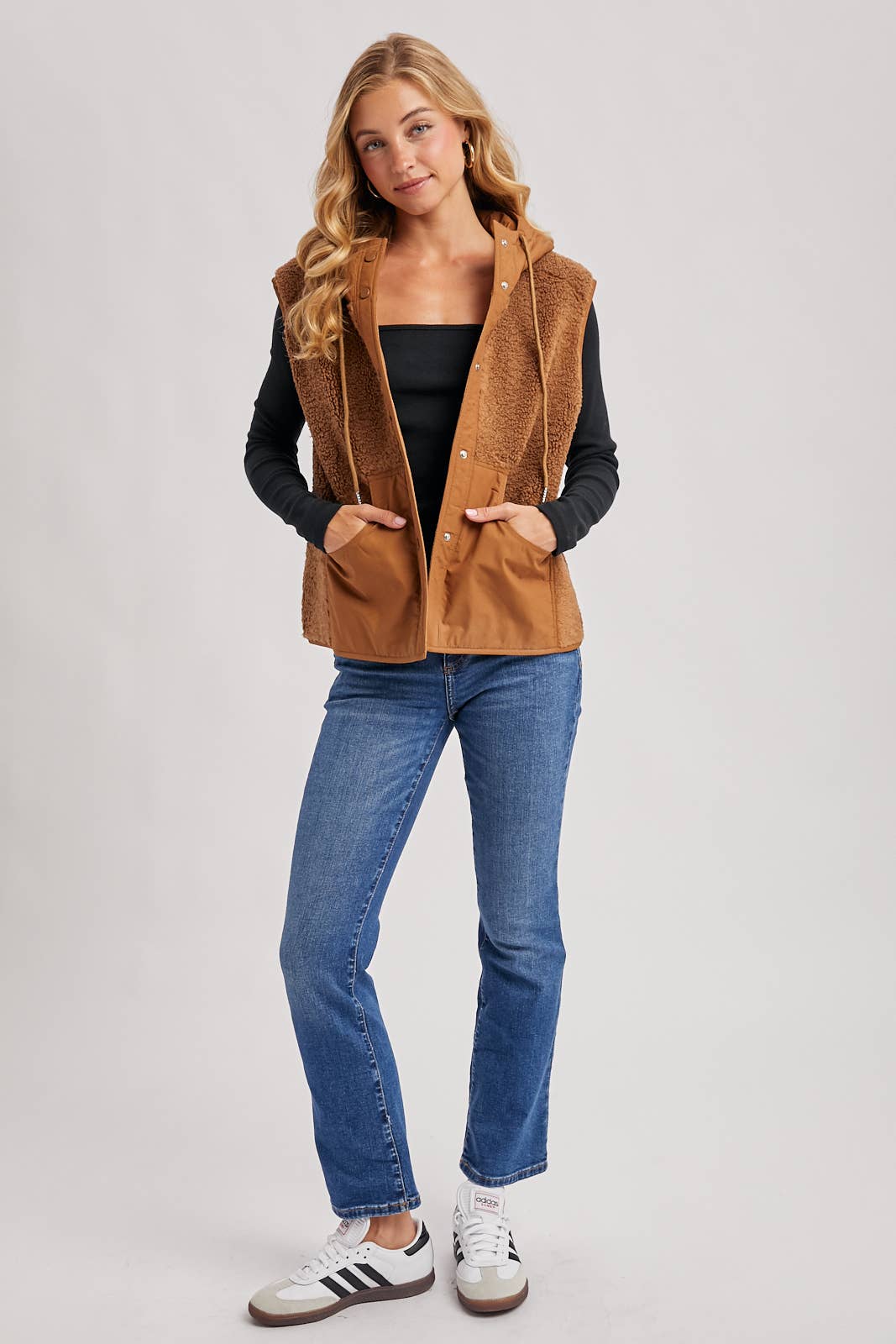 Bluivy - Wholesale Outerwear Vest - Women's - SHERPA FLEECE HOODED VEST WITH FAUX SUEDE INNER23