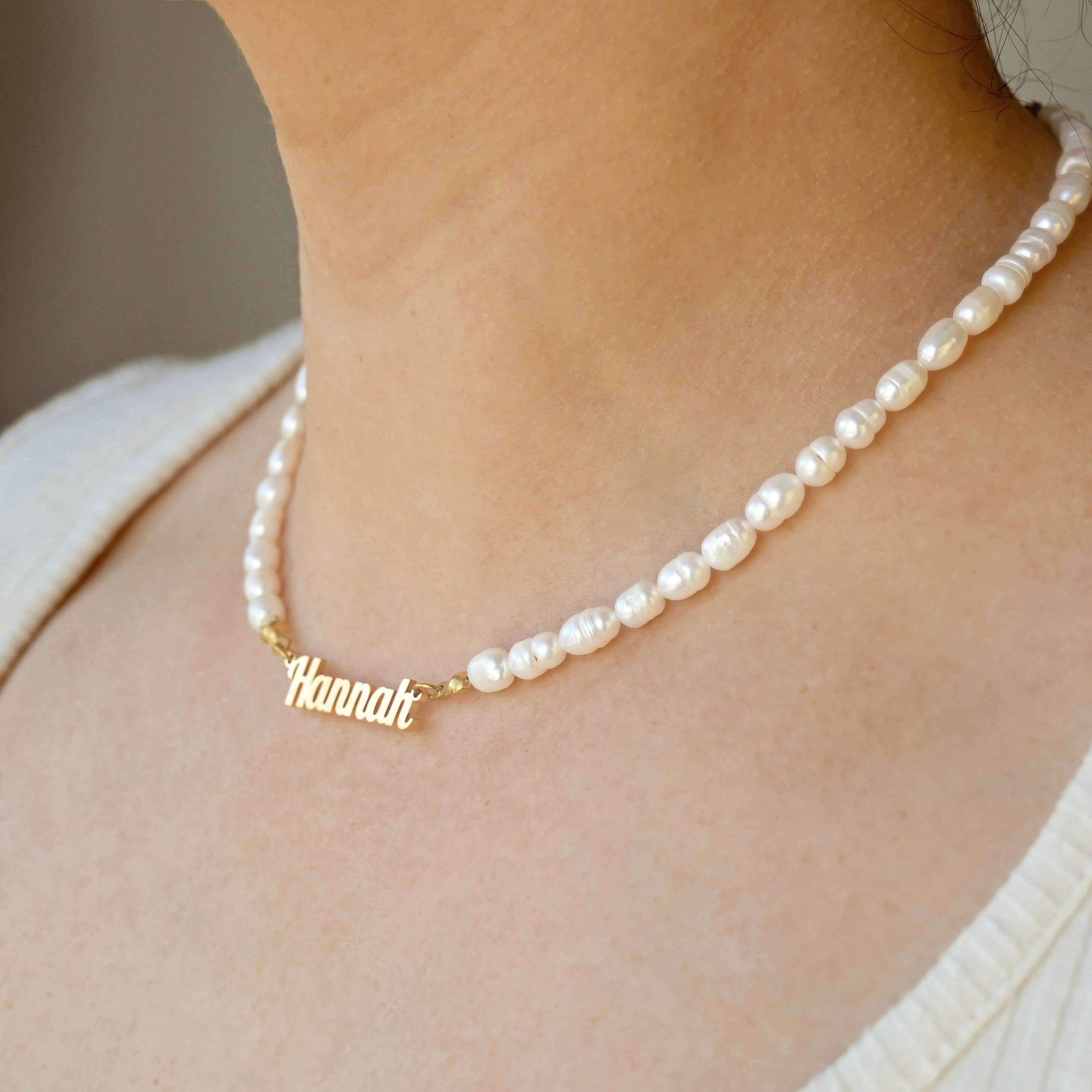 Blueyejewelry – wholesale Pendant/charm necklace – Pearl Name Necklace - 18k Gold Custom Pearl Necklace7