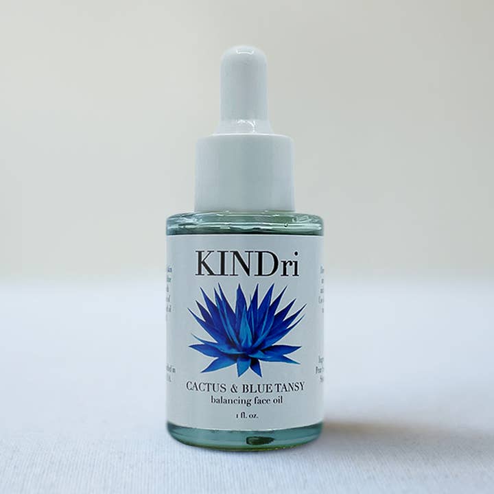 NOUVEAU ! huile équilibrante pour le visage cactus & blue tansy pour la vente par KINDri Los Angeles