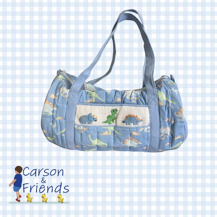 Carson och vänner Smocked Dino Duffel för wholesale av Carson & Friends