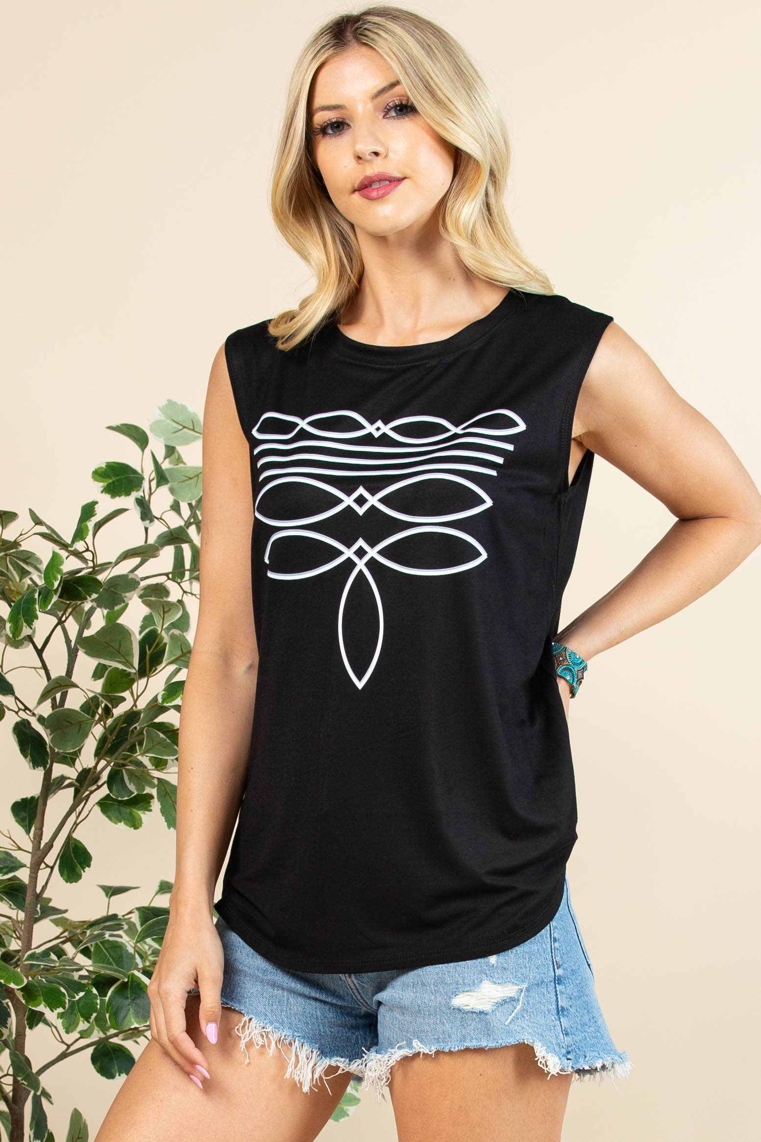 Schwarz/Weiss AV079-THELMA VINYL-TOP MIT STIEFELSTICH UND GRAFIK für den Großhandel auf Faire5