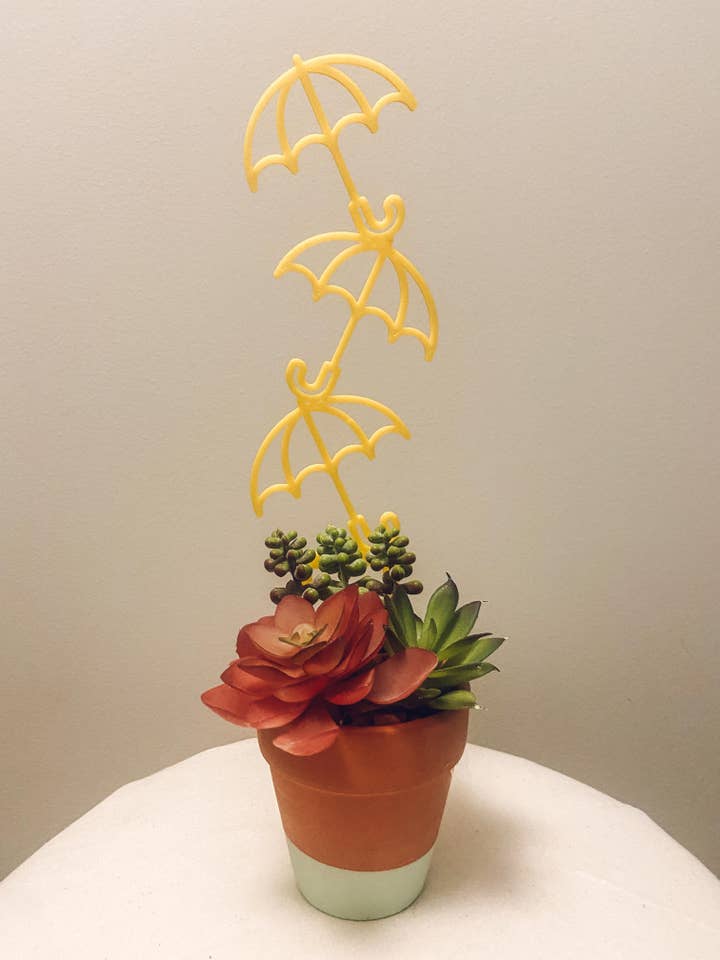 Umbrella Trellis for wholesale by CMbeautifuldesigns