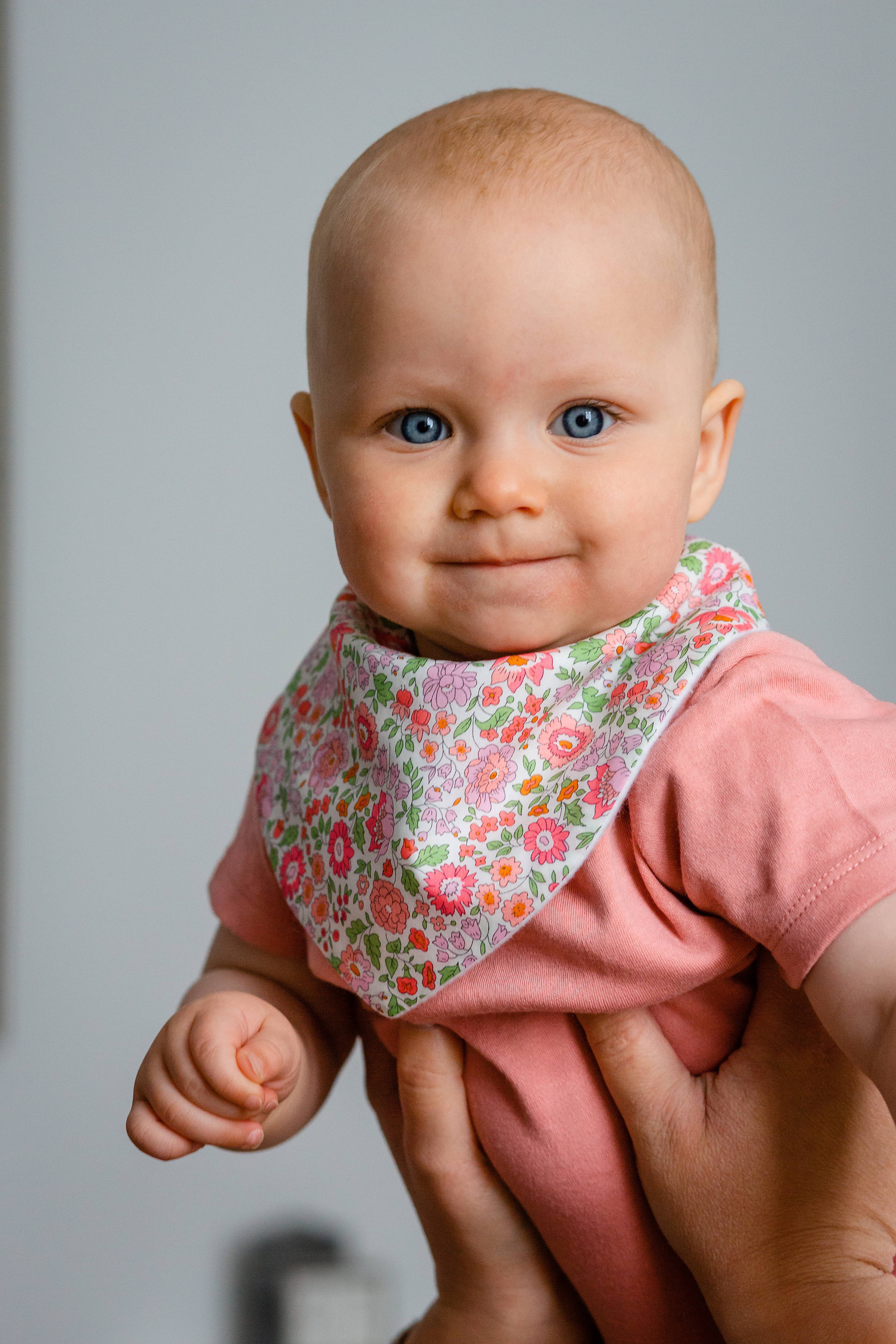 DRIBBLEBUSTER - Vente Bavoir - bébés - Salopette Liberty Dribble Danjo1