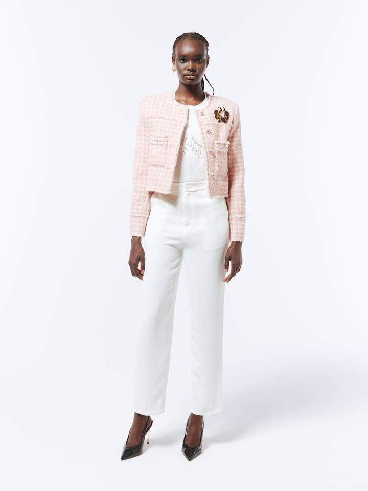 Broche-detail Geruite Bouclé Tweed Jas in Dageraad Roze voor wholesale door SOUR FIGS LONDON