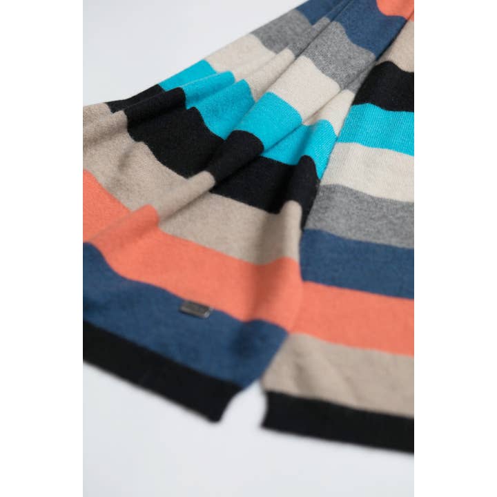 QUINN - Wholesale Scarf - Women's - The Cashmere Happy Scarf6