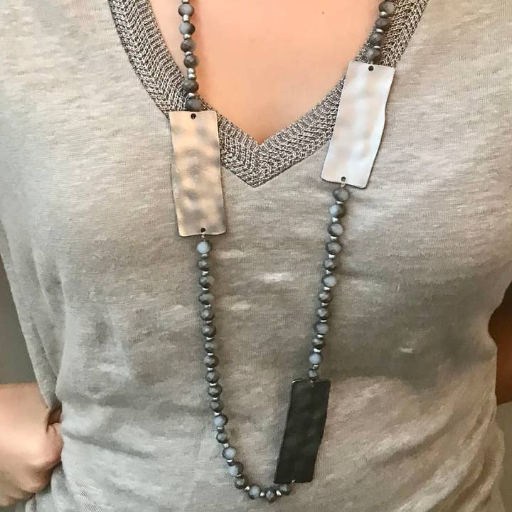 Escape from Paris – Großhandel Perlenkette – Camilla Halskette