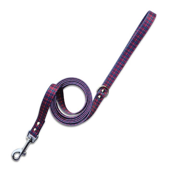 Red and green tartan pattern cat leash for wholesale by Stylidog