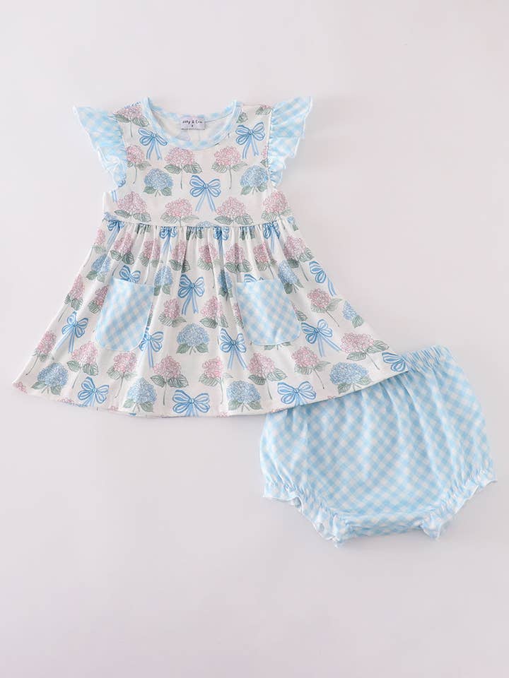 Blå hortensia rosetttryck volangblöjset för wholesale av Mom & Co.