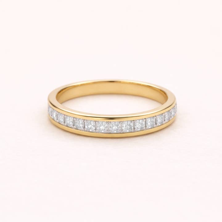 Krista Crystal Band Ring-Goud voor wholesale door Nikki Smith Designs