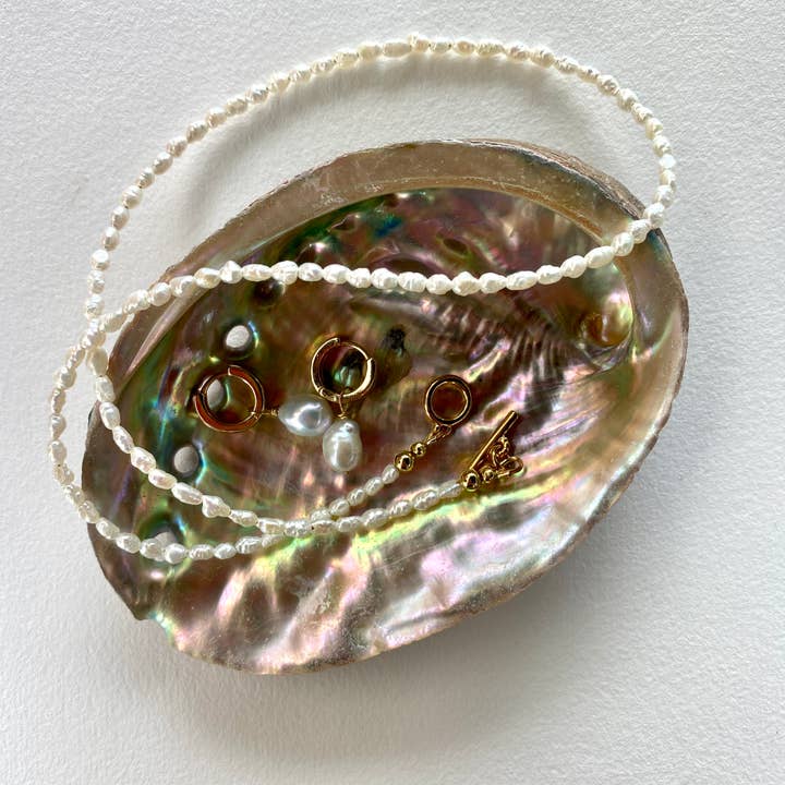 Collana di perle di riso per la vendita all'ingrosso da parte di Damn Regina Studio