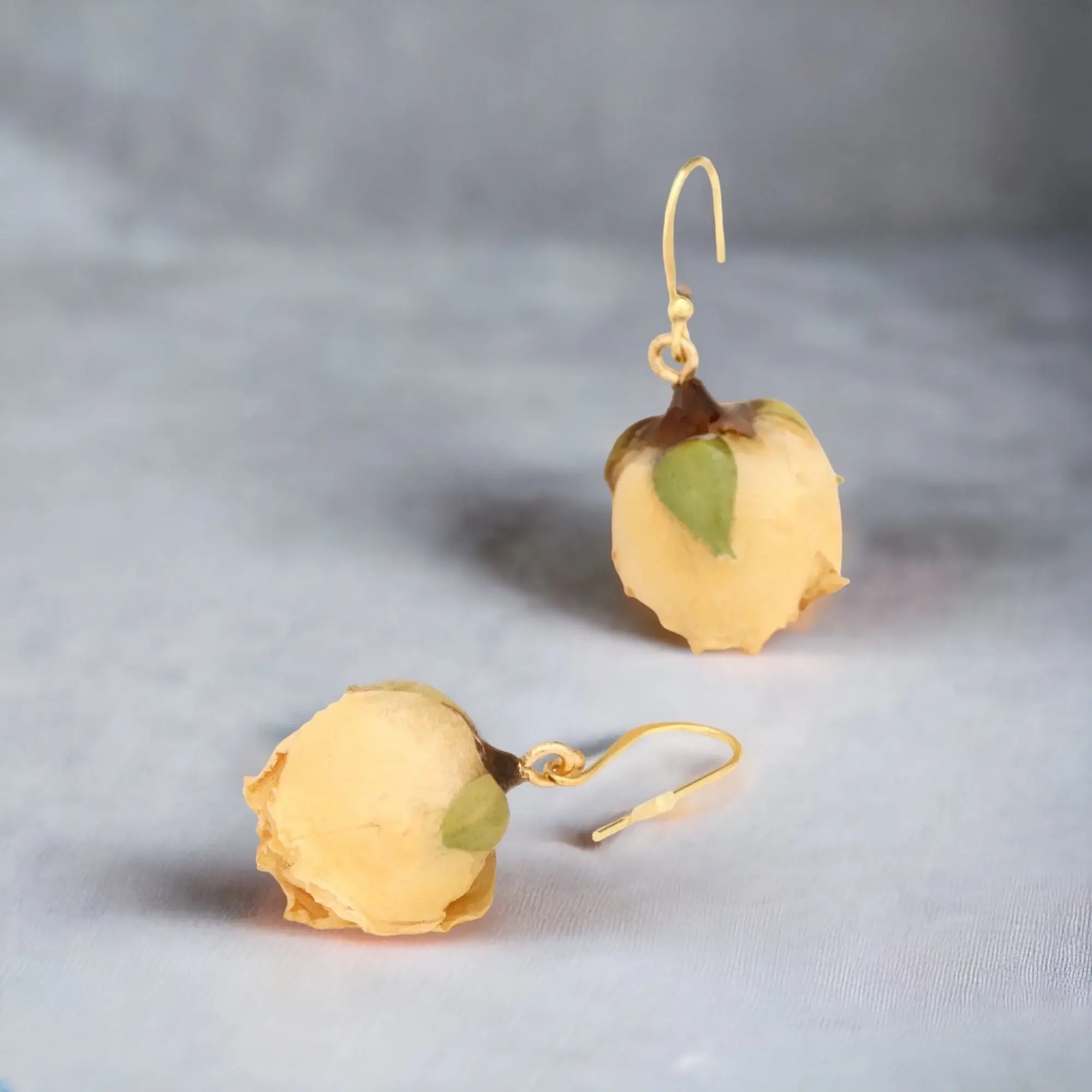 MadamLili – Brincos de argola por atacado – Brincos dourados de prata 925 com rosas verdadeiras-OHR925-1275