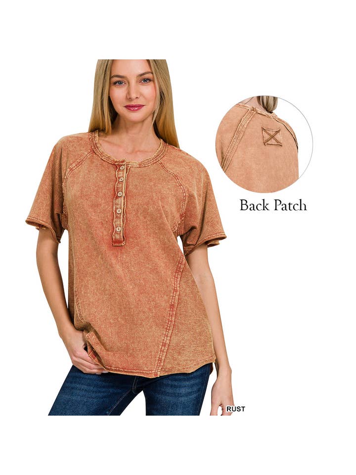 42POPS - Vente Haut en maille – femme - Haut à fermeture boutonnée avec bord brut lavé et détails3