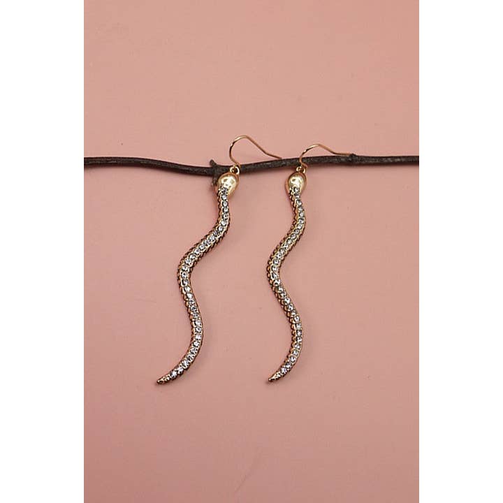 ORO ORECCHINI PENDENTI LUNGHI A SERPENTE CON STRASS | 31E23022 in vendita all'ingrosso su Faire