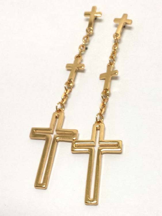 (R387) OORBEL MET DRIEVOUDIGE KRUISLINK voor wholesale door Jewelry Max