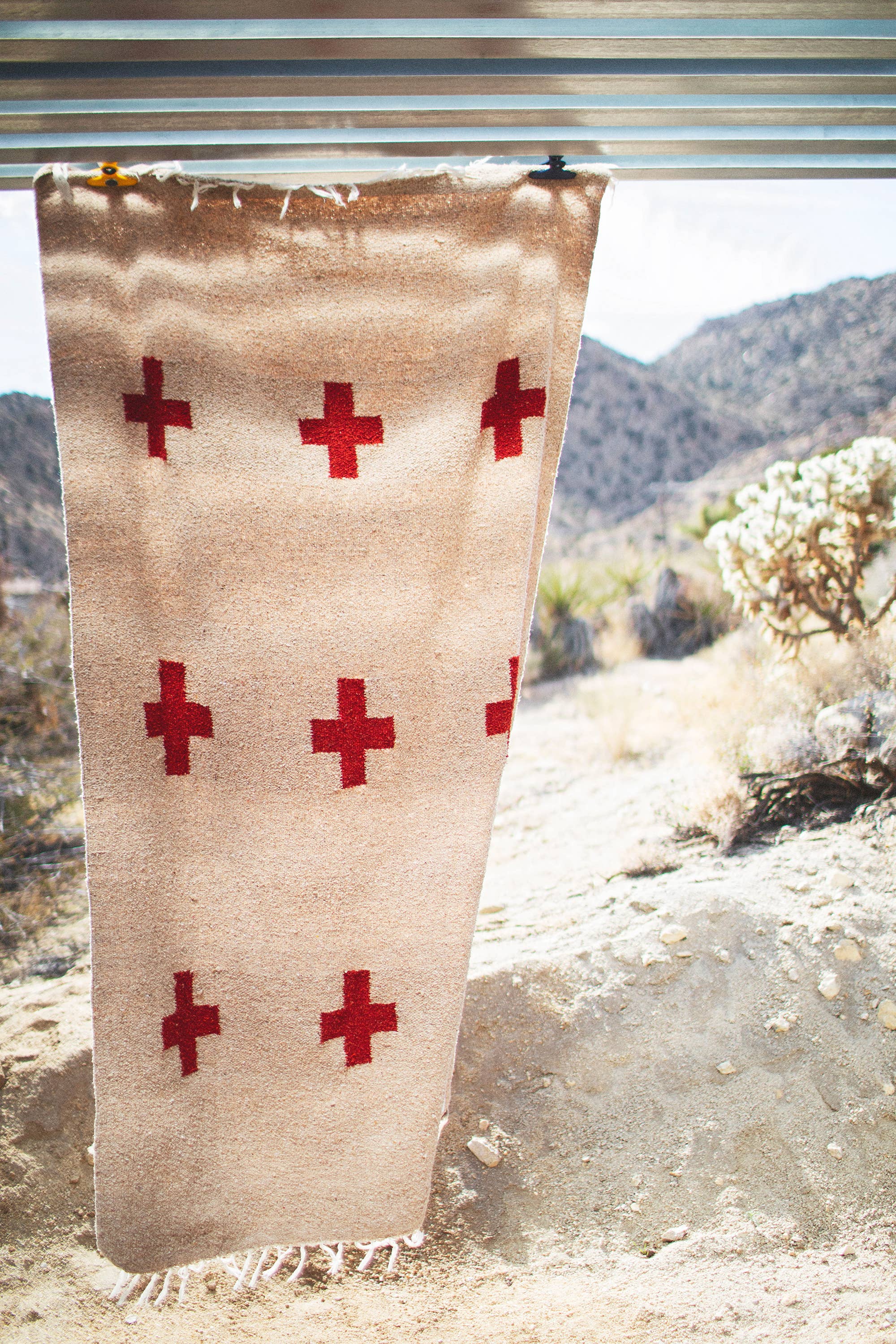 Trek Light - Wholesale Throw Blanket - Handwoven Throw Blanket | Positive Vibrations | Recycled9