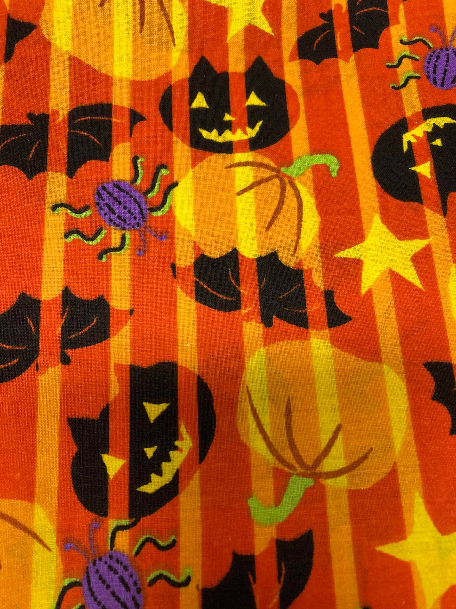 Jo's Pet Treats & Bandanas by Abab Enterprises, LLC - Wholesale Pet Bandana - Dog - Halloween Tie-On Dog Bandana Retail-Ready3