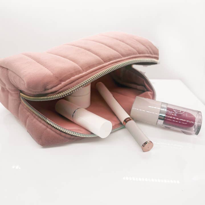 Lucie + Pompette - Wholesale Make-up/cosmetic bag - Plush Pink Makeup Baguette1