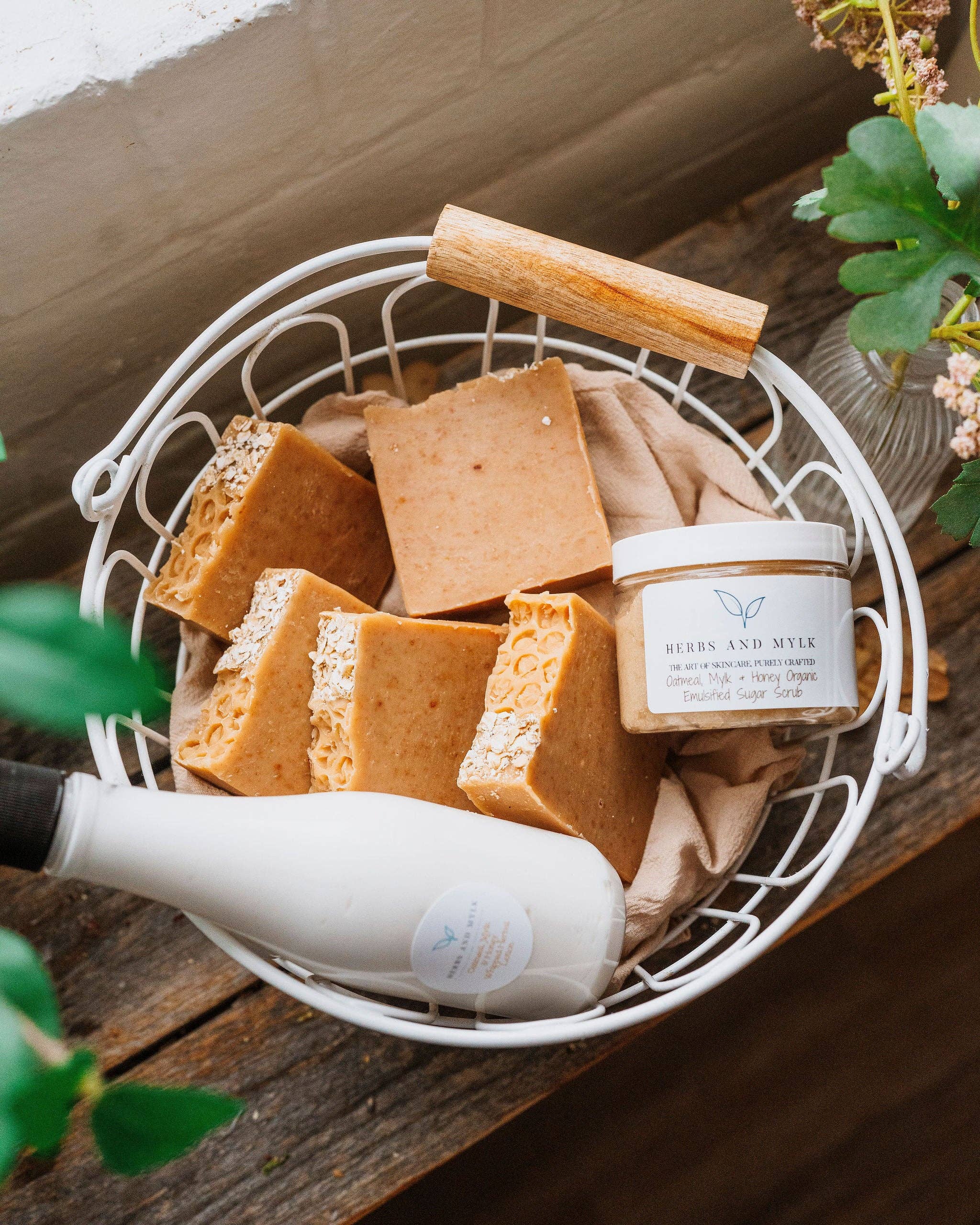 Herbs and Mylk - Wholesale Bar Soap - Oatmeal Mylk & Honey Bar Soap5