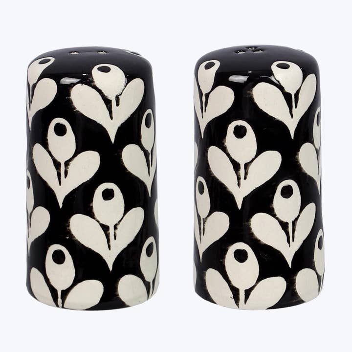 Young's - Wholesale Salt & Pepper Shaker Set - Stoneware Black & White Salt and Pepper Shaker Set