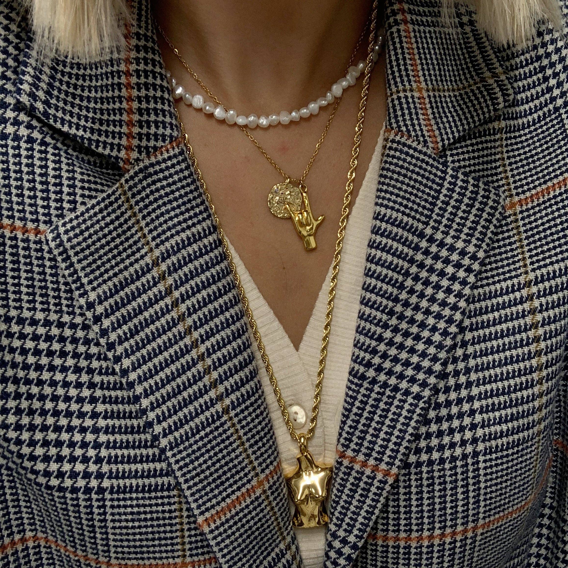 Atelier Jean - Wholesale Beaded/Pearl Necklace - Queen of pearls necklace3