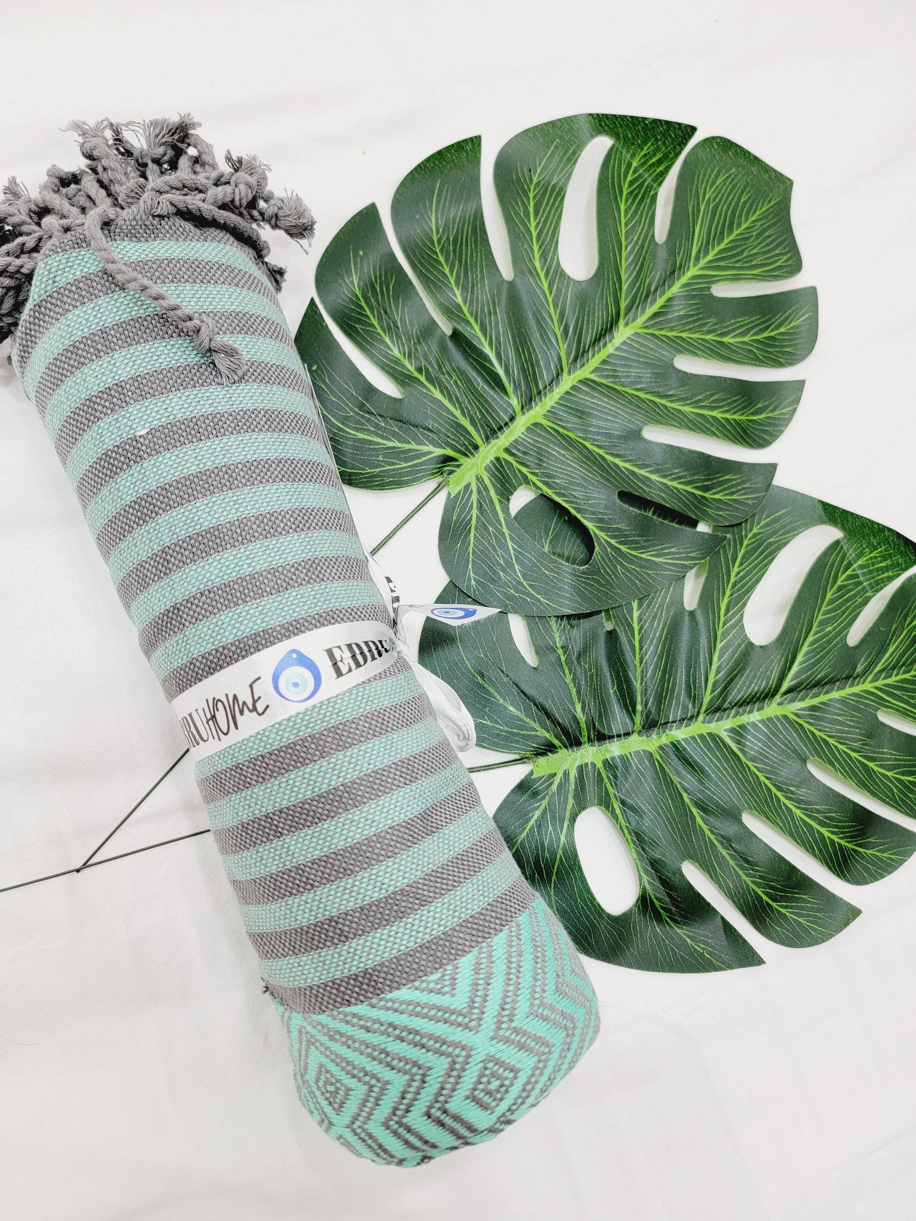 EBRU Home – Großhandel Badetuch – 50 assorted Türkische Strand- und Badetücher in verschiedenen Farben – verkaufsbereit2