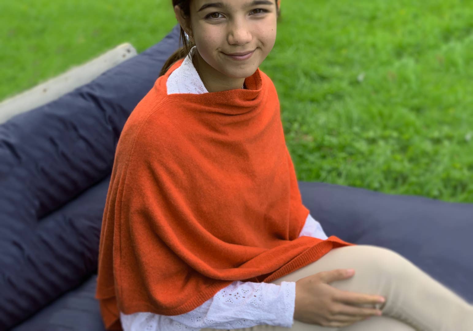 Creatico - Wholesale Poncho - Women's - House of Conti Firenze Cashmere Blend Italian Poncho Regular73