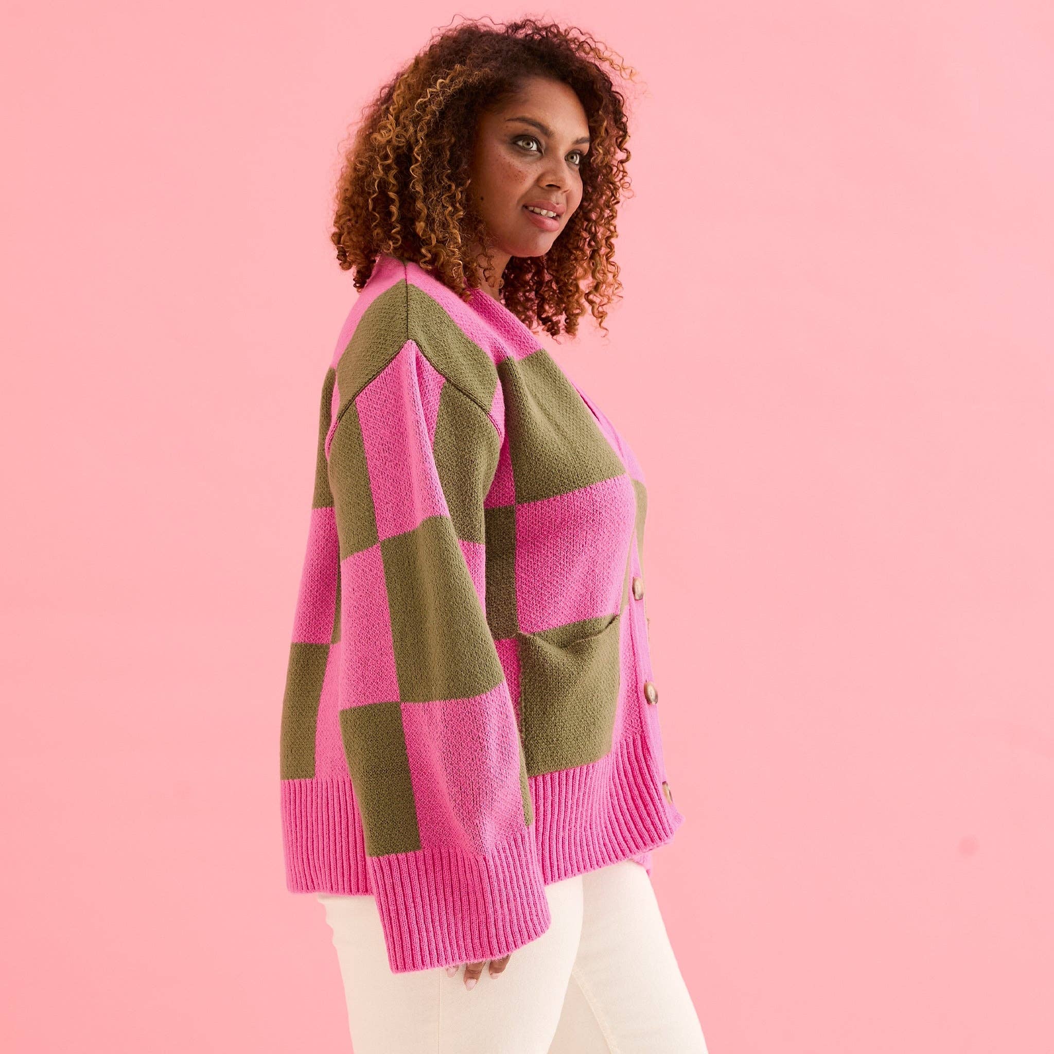Cara & The Sky - Wholesale Cardigan - Dames - Candice Wijde Mouw Geruite Knopenvest - Roze & Groen9