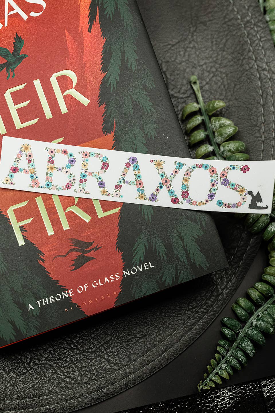 zoo&roo - Wholesale Phone & Laptop Stickers - Throne of Glass sample sticker pack officially licensed SJM16