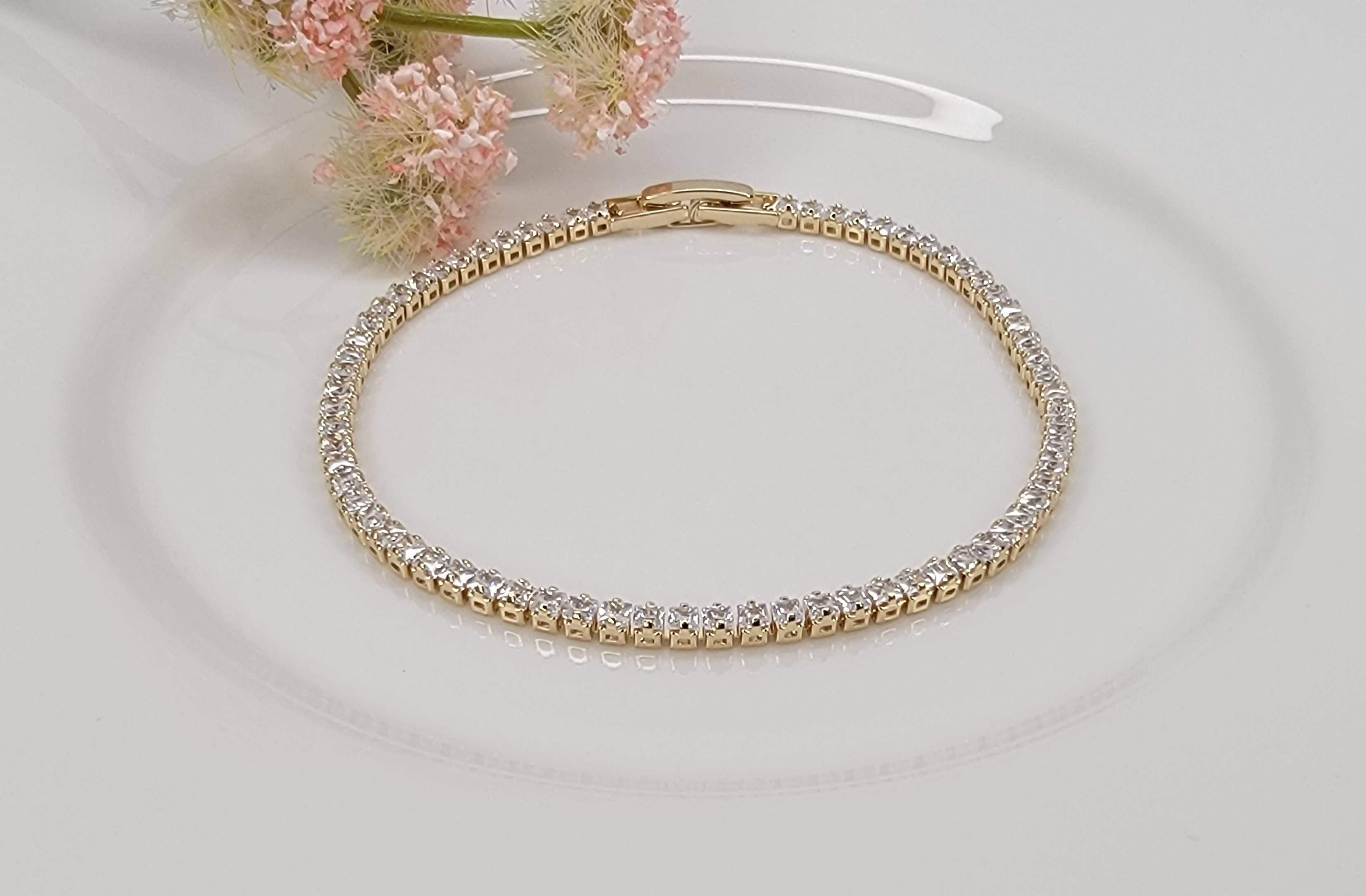 BETTYOH INC – wholesale Länkar och kedjearmband – CZ. FYRKANTIGT STENKEDJEARMBAND.0