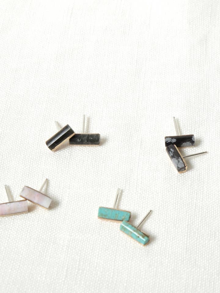 Boucles d'oreilles Senita Studs pour la vente par Sarah Safavi Jewelry
