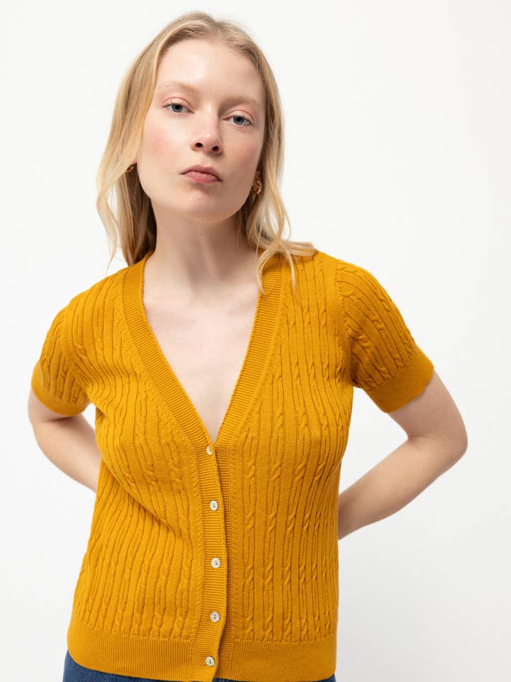 Stickad kofta (431981-143) för wholesale av Lanidor