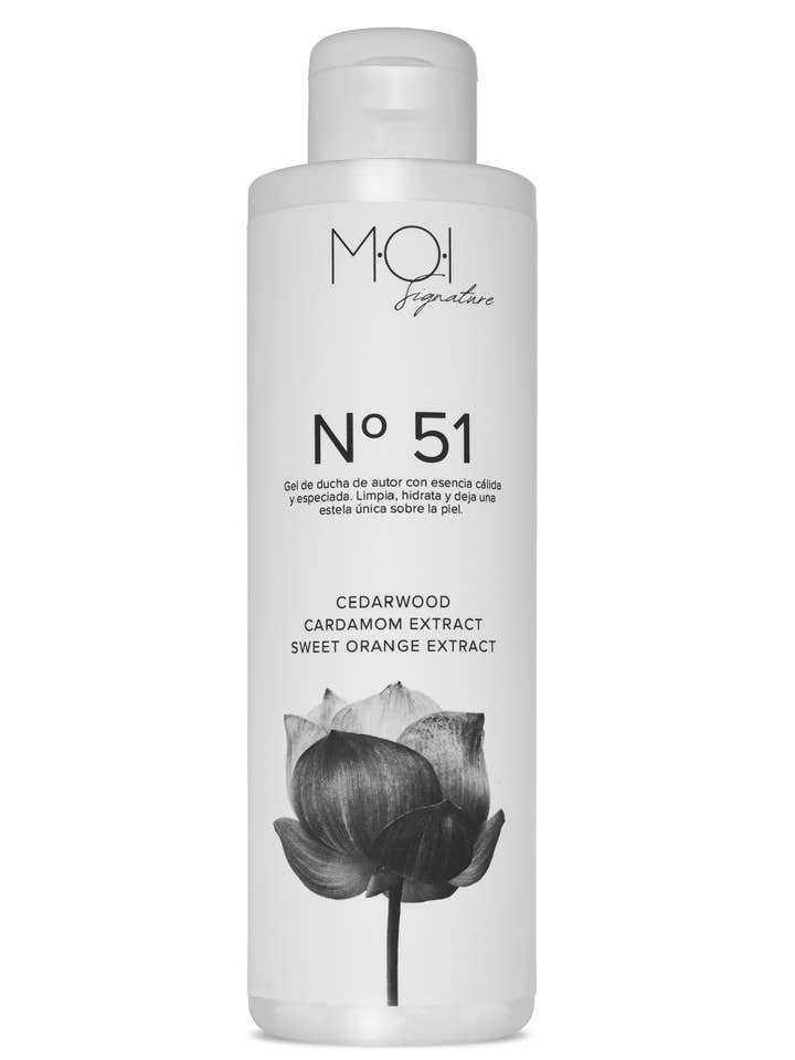 MOI SIGNATURE shower gel cardamom & cedarwood scents 300ml for wholesale by sesioMWorld - M·O·I Professional