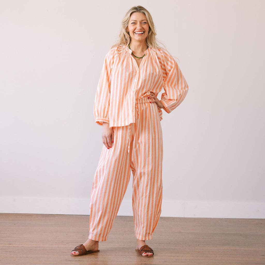 Sunshine Tienda - Wholesale Button Down Shirt - Women's - Pink Daydreamer Lucia Top4