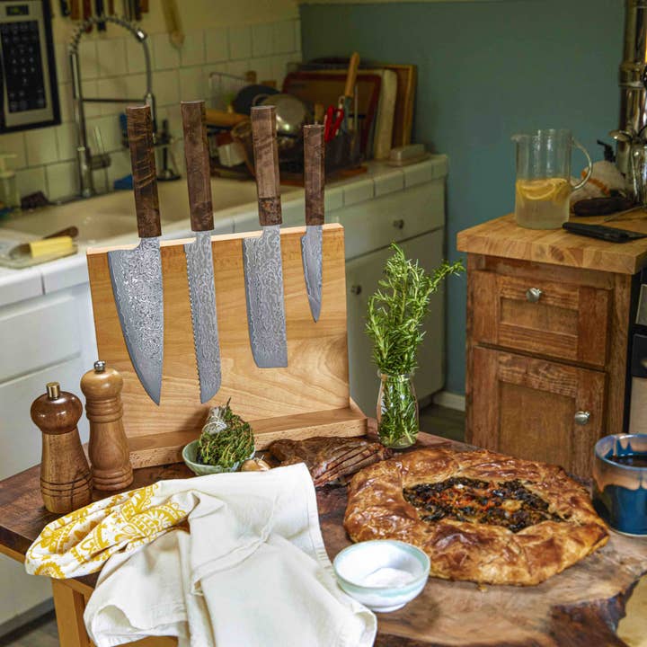 Italic - Wholesale Knife Block - European Beech Wood Magnetic Knife Block1