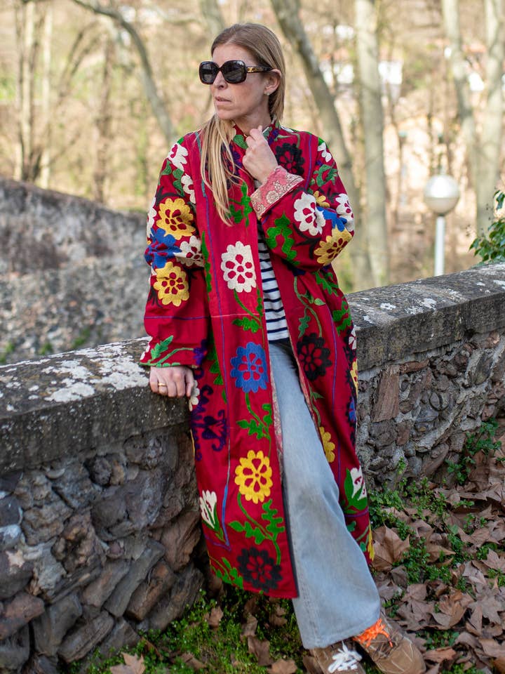 Lange Suzani Jas voor wholesale door Sanjanaandme