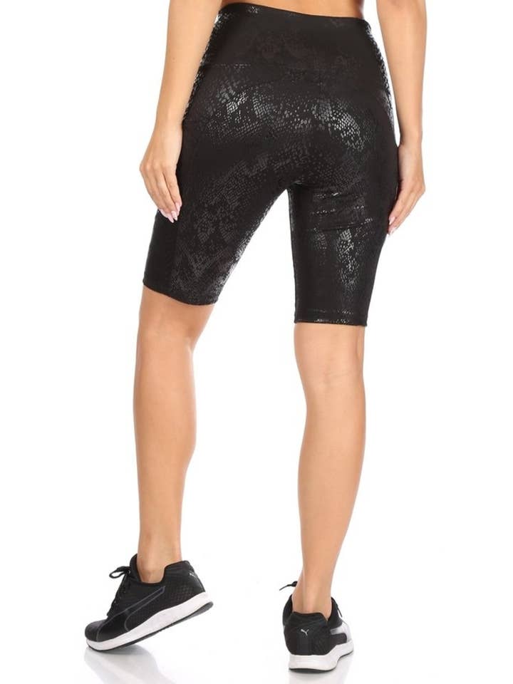 REDFINCH APPAREL INC - Wholesale Athletic Shorts - Women's - Womens High Waist Biker Shorts With Side Pockets3