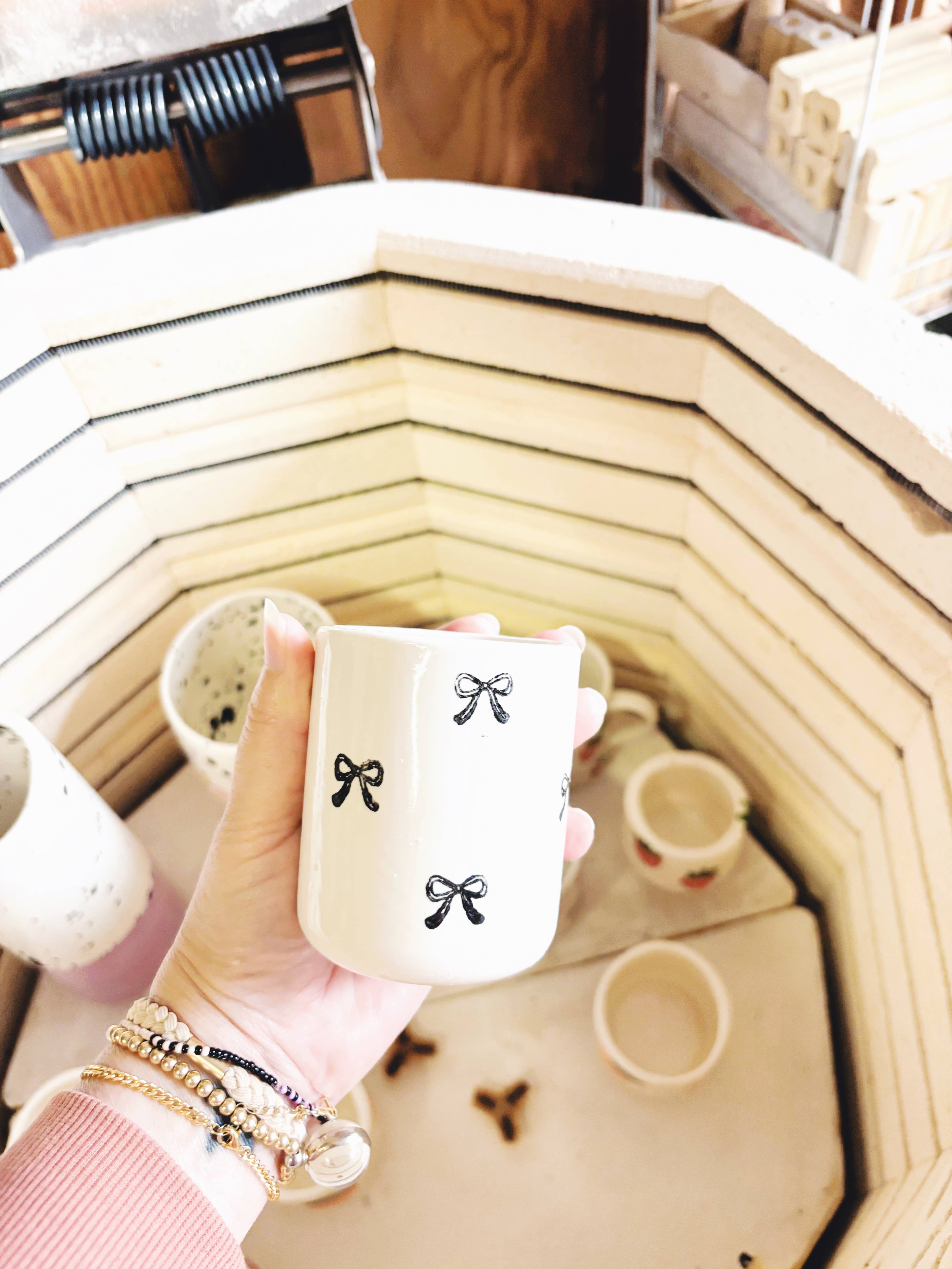 Luna Reece Ceramics - Wholesale Plant Pot - Mini Bows Organic Vessel1