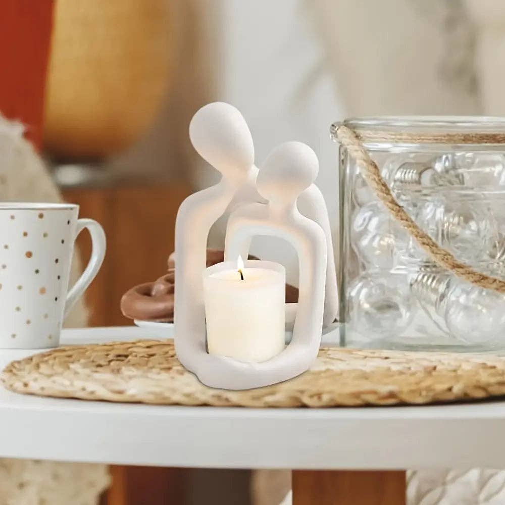 Huis Van Merken - Wholesale Sculpture - Romantic Couple Statue Sculpture - Modern Resin Art for Home & Office Decor3