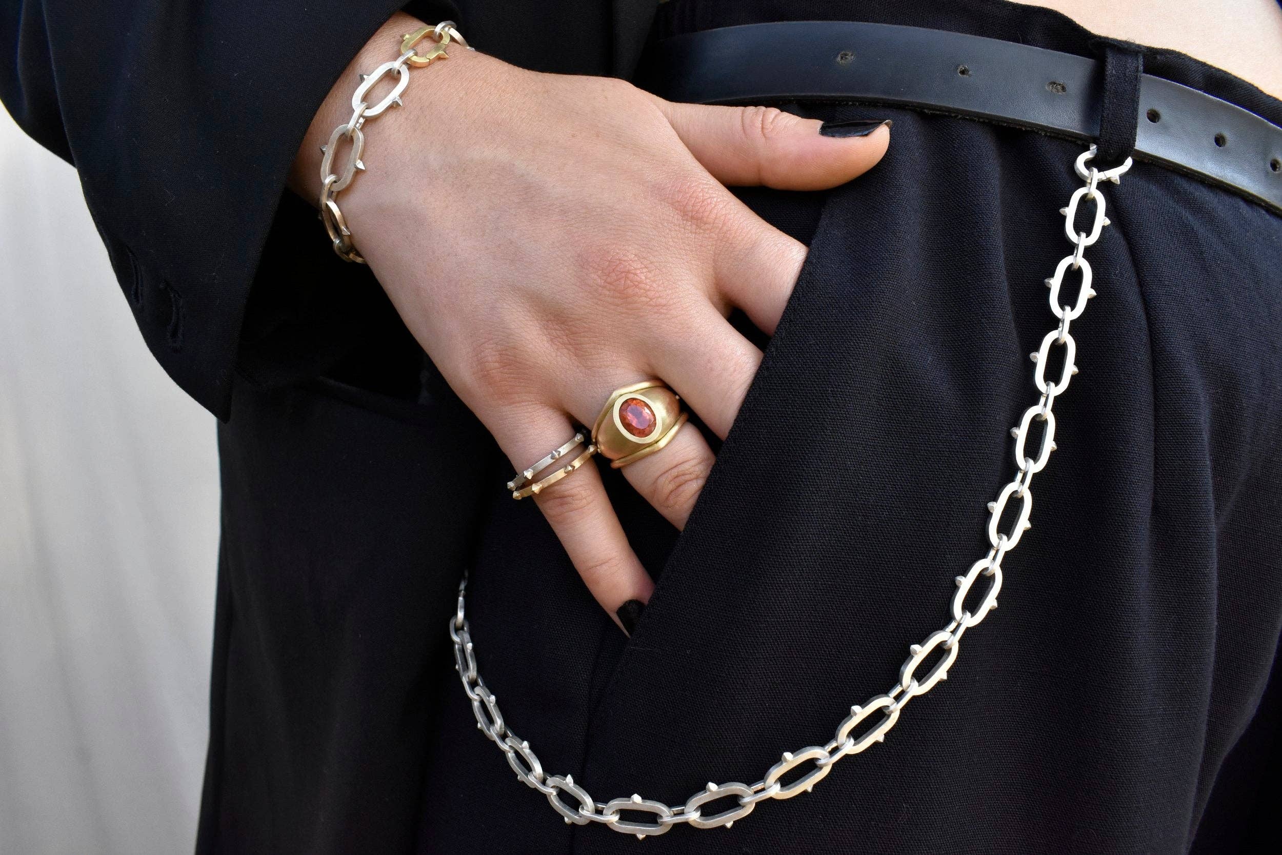 Morgaine Faye - Wholesale Clasp - Valor Clasp4