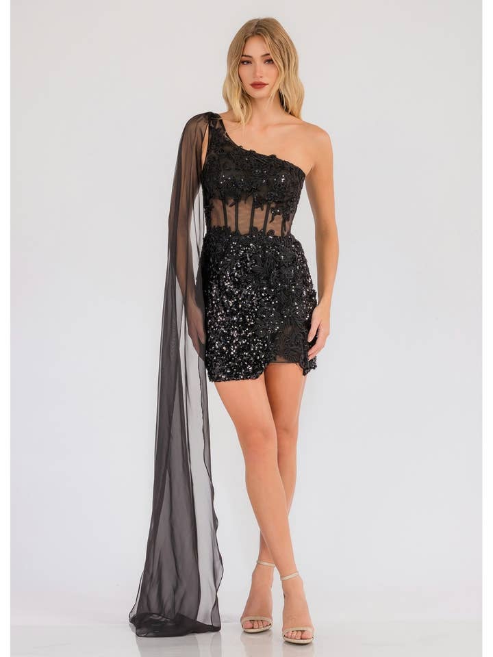 CAPE MET ÉÉN SCHOUDER EN KANTEN LIJFJE VAN BLADEREN, COCKTAILJURK voor wholesale door Juliet