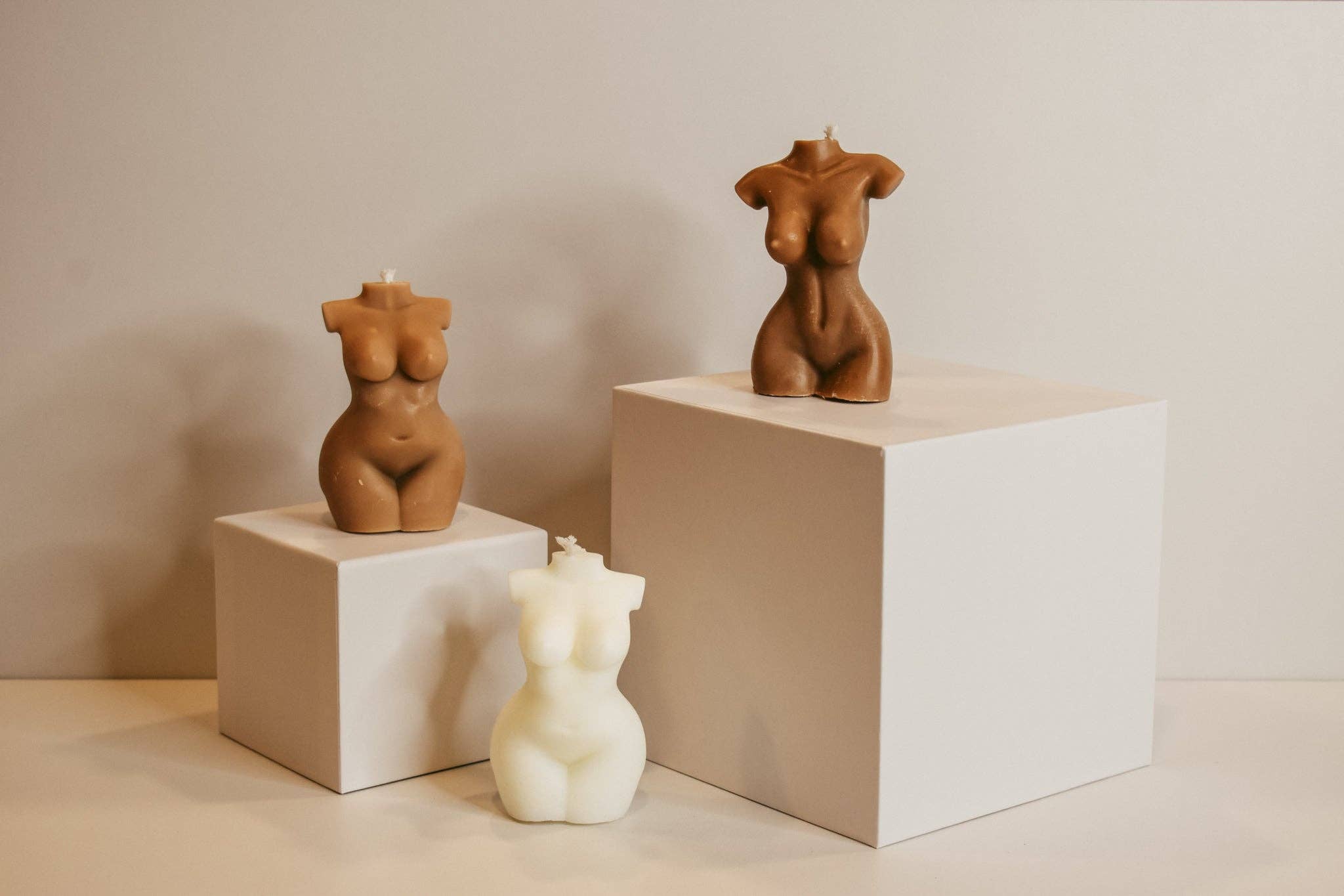 The Jaded Candle - Venta al por mayor Velas de diseño llamativo - Scandle - Vela corporal2