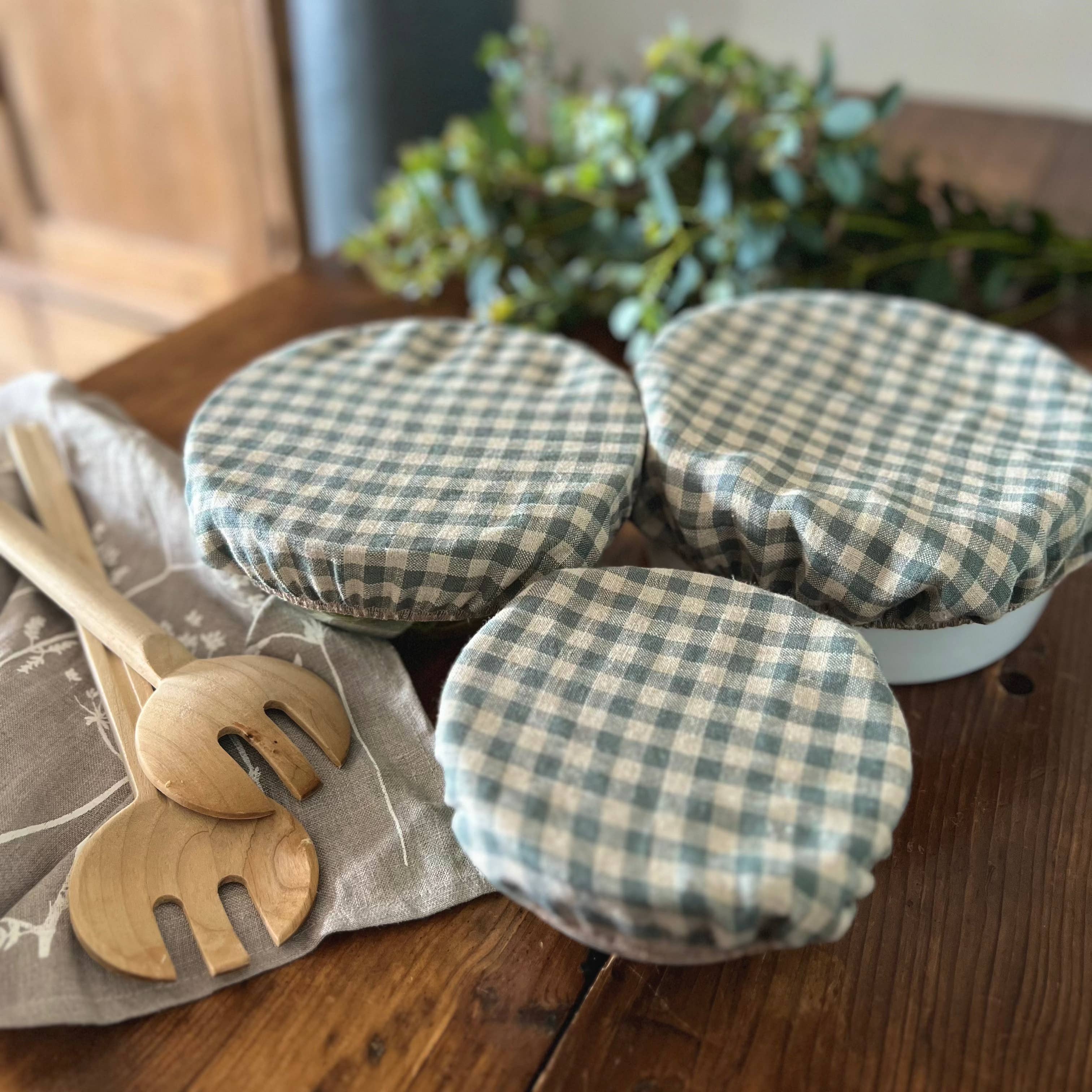 Helen Round - hand printed linen and bamboo wellness – wholesale Food storage wrap/bag – Green Check Linen Bowl Covers, Set Of 3 Reusable Bowl Covers3