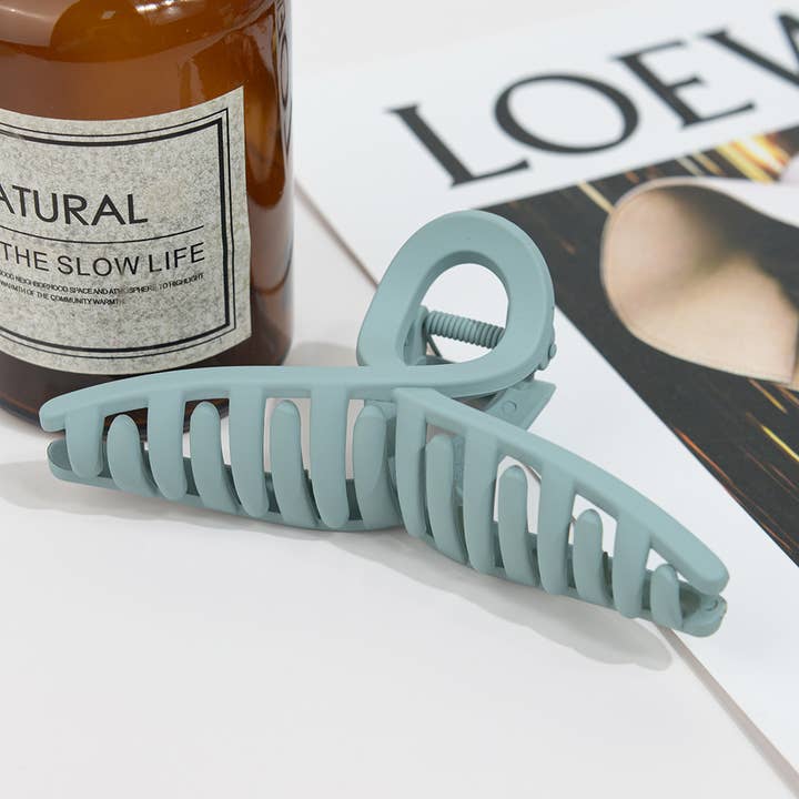 TheDivaSoap - Wholesale Hair Clip - Women's - Extra Large Crossed Hair Claw, Ponytail Hair Clip3