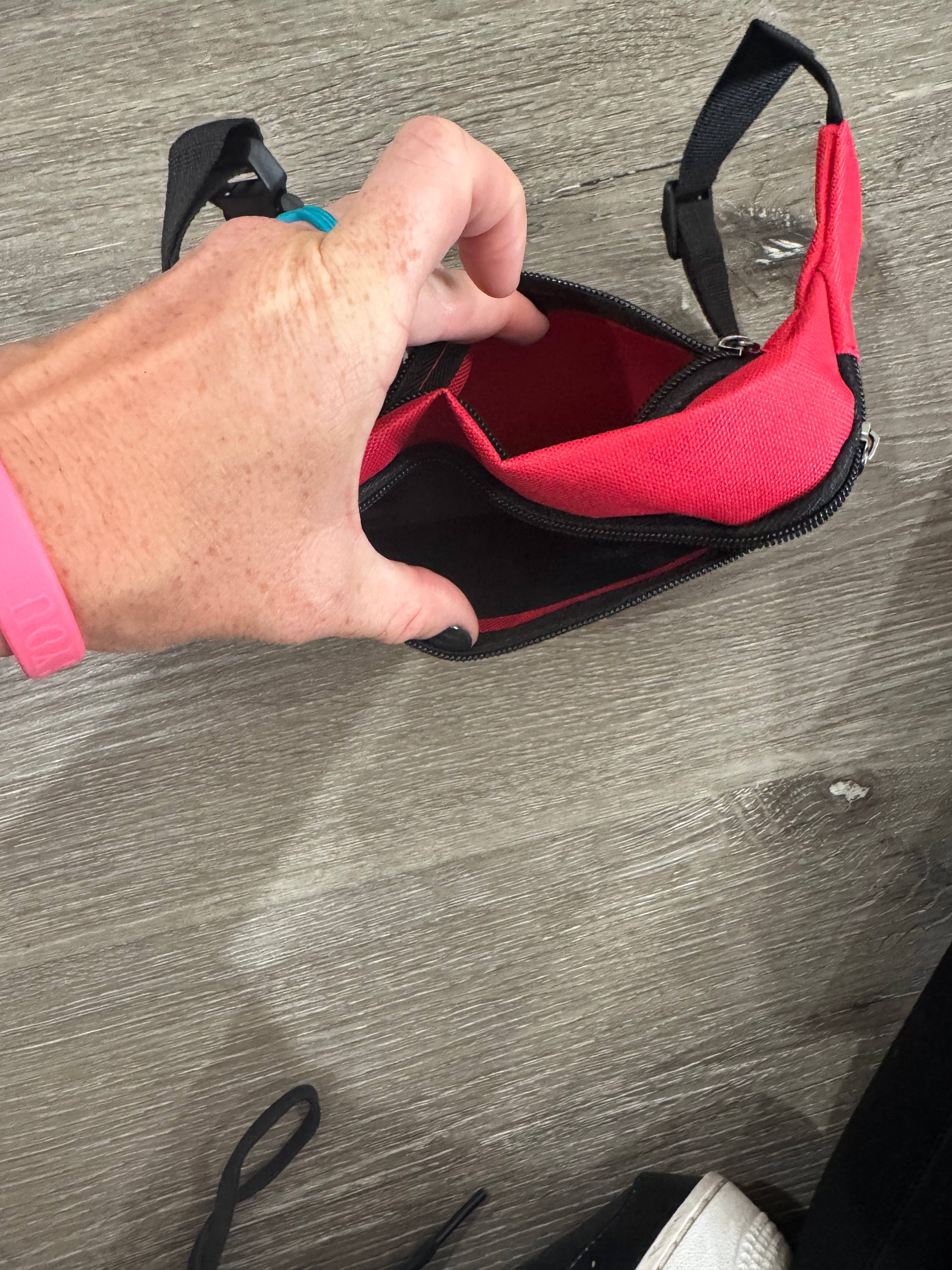 Patchwrx Customs Hat Bar - Wholesale Belt Bag - Women's - Kansas City Chiefs Hearts Canvas Fanny Pack Bag2