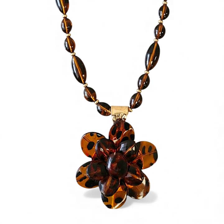 Chunky Tortoise Shell Bead Flower Statement Necklace | Boho for wholesale by Bijoux Envie Statement Jewelry