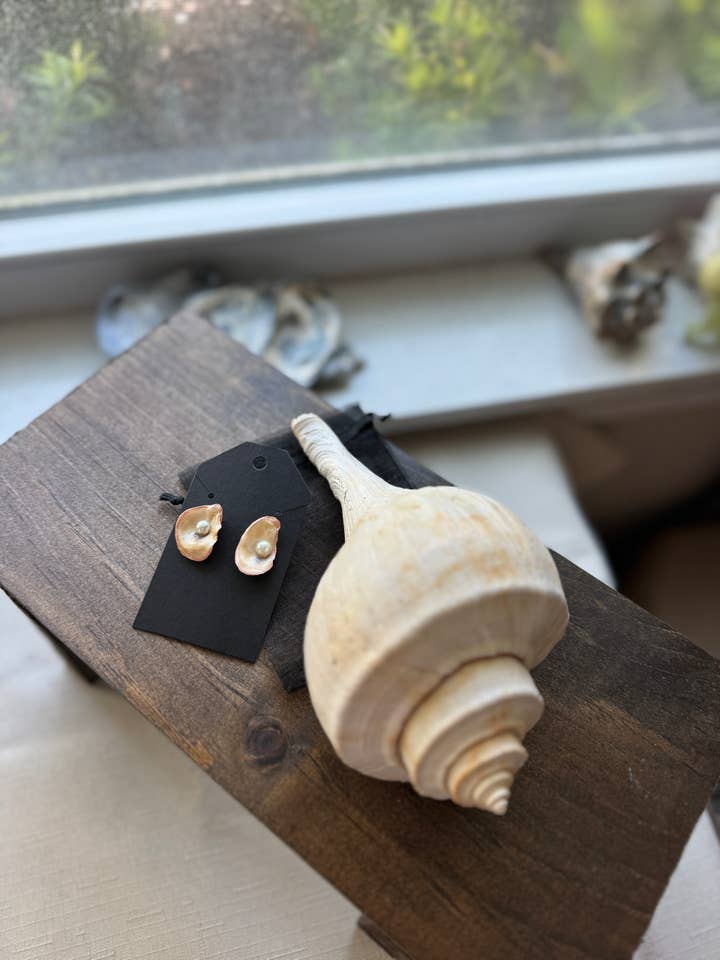 Painted Oyster Shell Stud Earrings for wholesale by Ostella